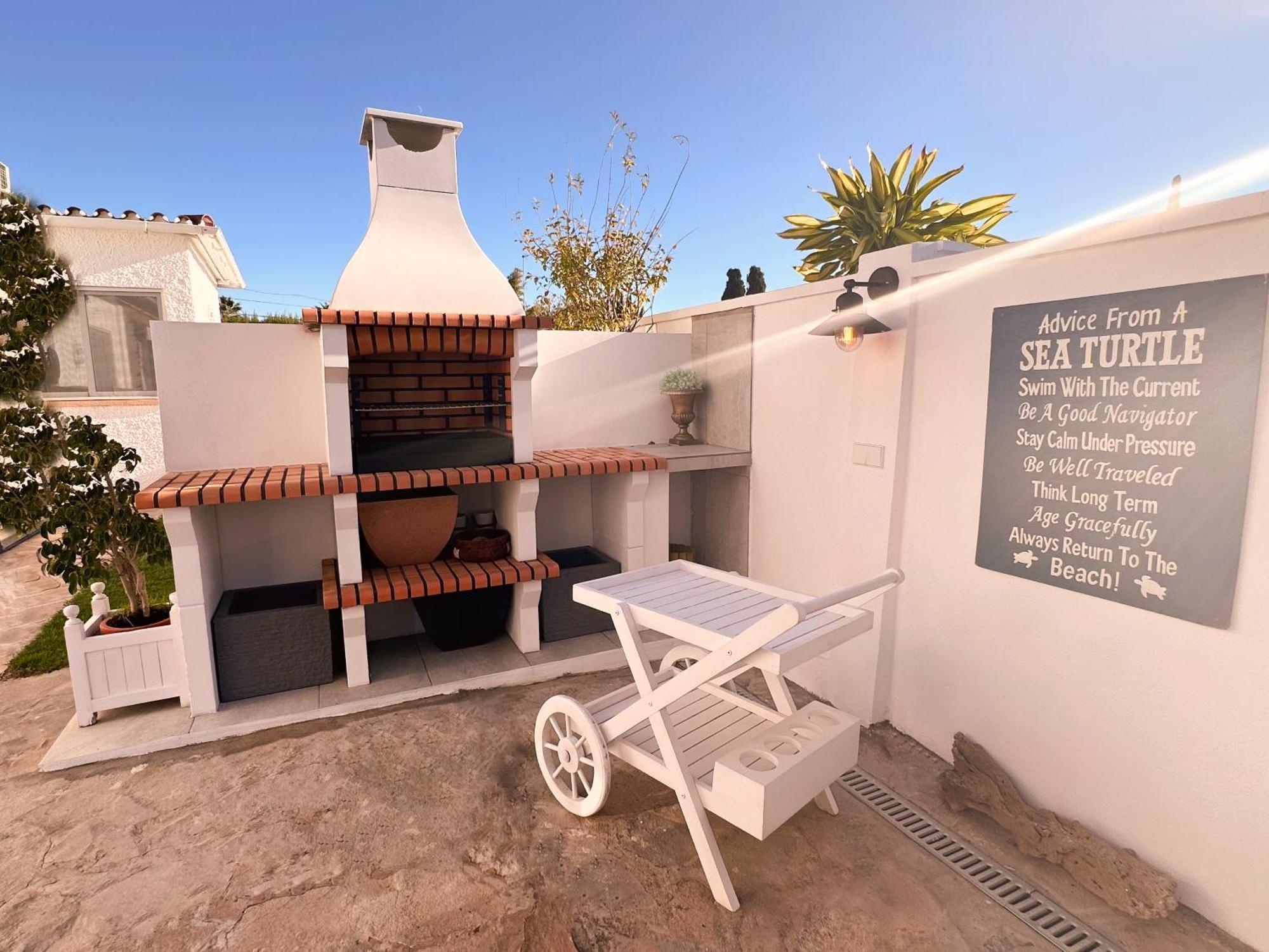 Casacara Beachside Costabella -spain Villaer