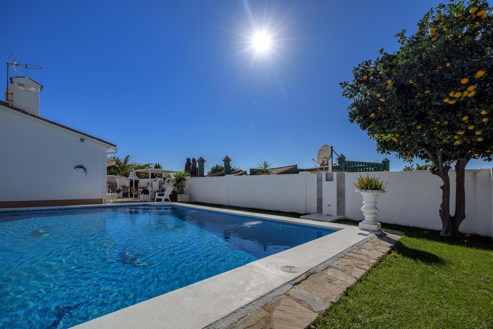 Casacara Beachside Costabella -spain Villaer